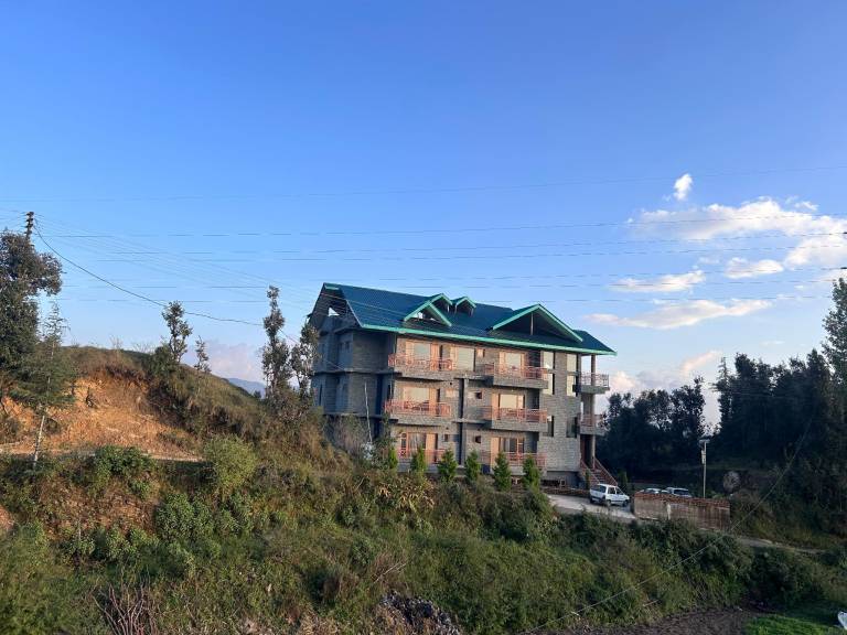 Shalom Hillcrest Inn in Shimla