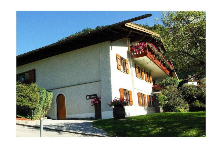 Ferienhaus mit Hund in Schruns für max. 4 Personen Ferienhaus mit Hund in Schruns für max. 4 Personen
