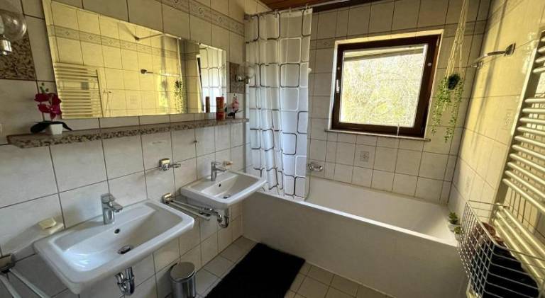 Holiday apartment with 3 rooms for 6 persons — photo 2