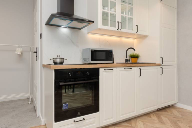 Family-oriented wonderful apartment | Next to Próżna Street | Dogs allowed — photo 3