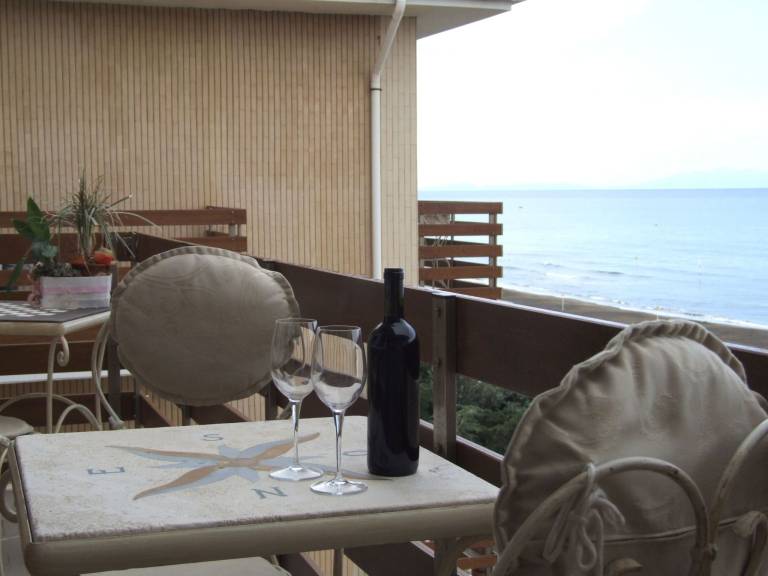 Rental apartment with 1 room for 5 persons — photo 4