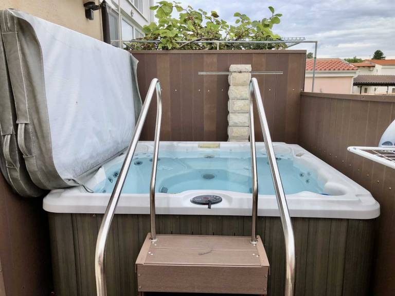 Apartment Oak with shared hot tub — photo 5