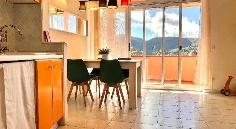 Child-friendly pleasant apartment with yard & terrace | Dogs allowed — photo 2