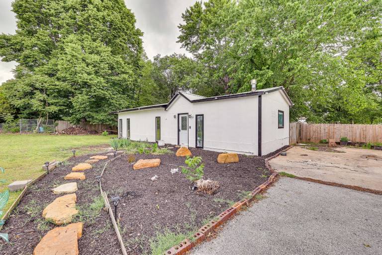 Springdale Vacation Rental  9 Mi to Fayetteville! — photo 2