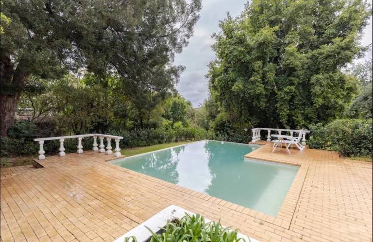 House  Bryanston