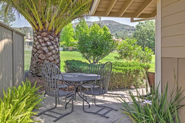 House  Oak Creek East