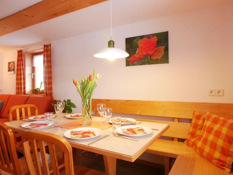 Family-friendly charming apartment with barbeque & yard | Garden view | Good for workation | Pets are welcome — photo 4