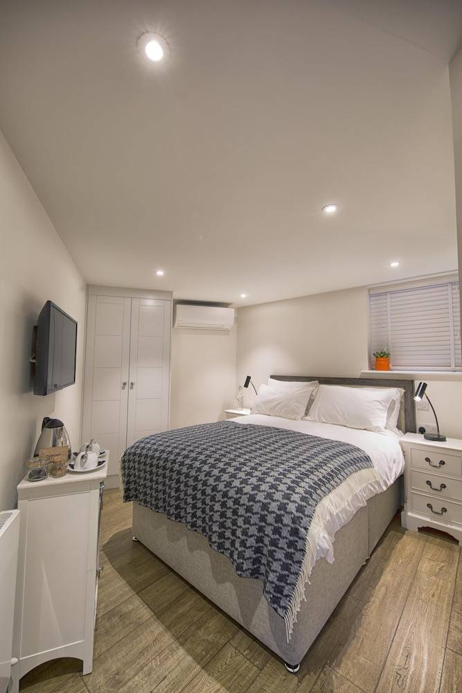 Bed and breakfast Claygate