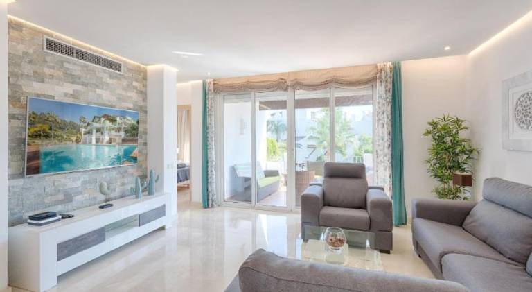 Hanami Alcazaba Beach Penthouse — photo 2