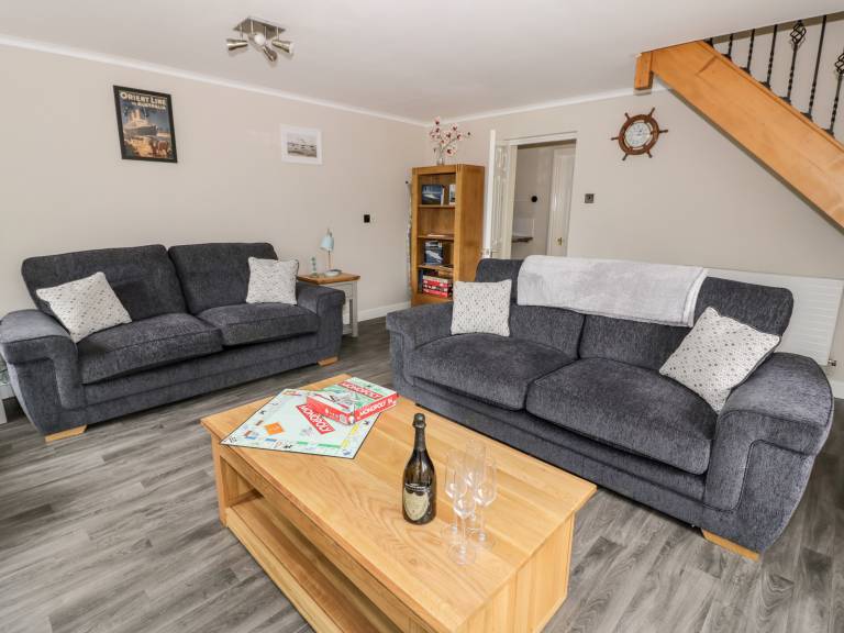 Child-friendly cottage with yard | Dogs allowed — photo 5