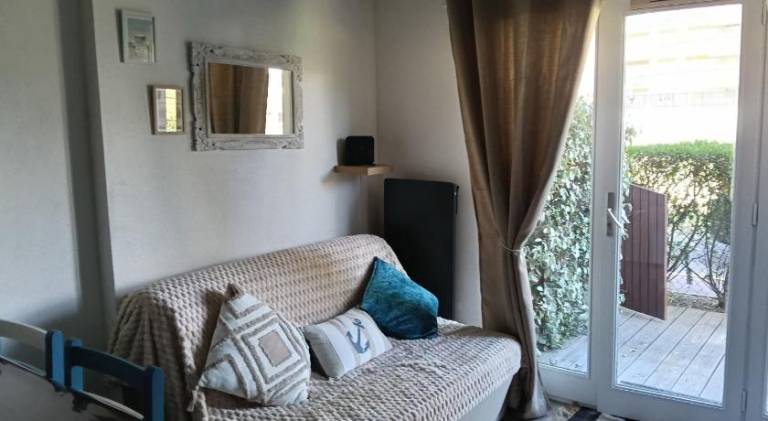 Holiday apartment with 1 room for 4 persons in Villers-sur-Mer
