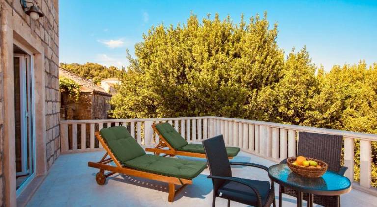 Villa with pool | Pets allowed — photo 4