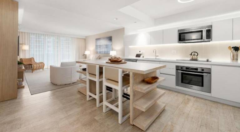 Rental apartment with jacuzzi | Next to Miami Beach Botanical Garden — photo 3