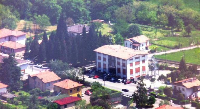 Albergo Cristallo in Laveno Mombello