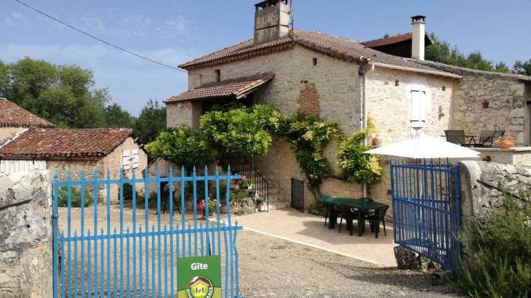 Wonderful gite with garden, barbeque & patio | Pet-friendly — photo 2