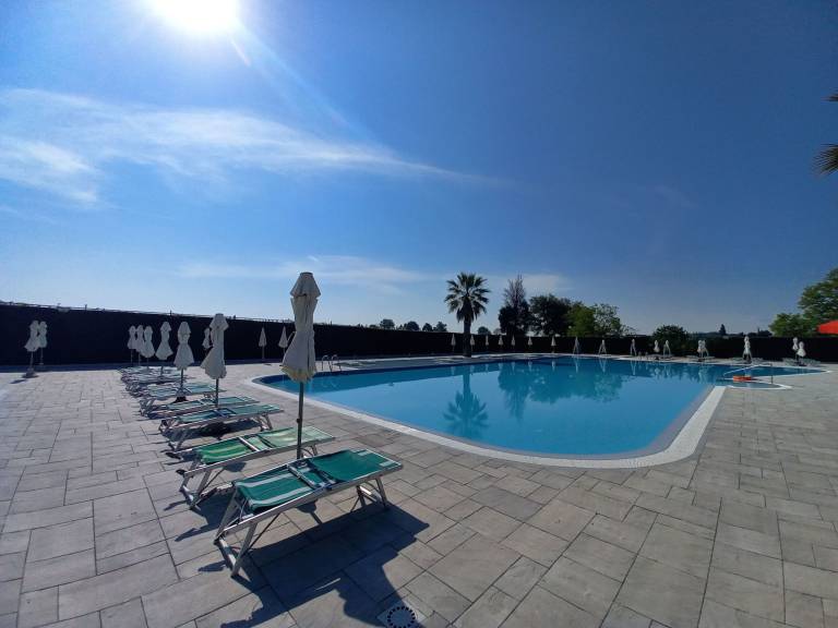 Rental apartment with pool, barbeque & garden | Nature view | Pets allowed — photo 2