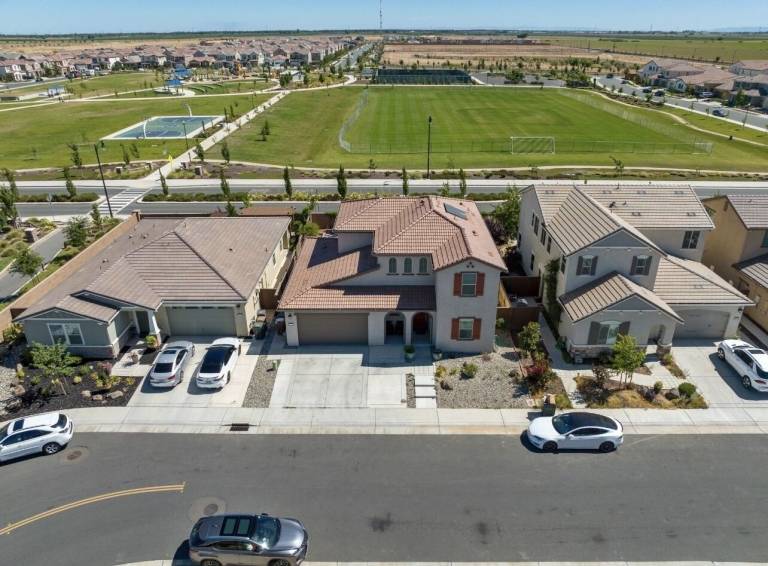 House Elk Grove