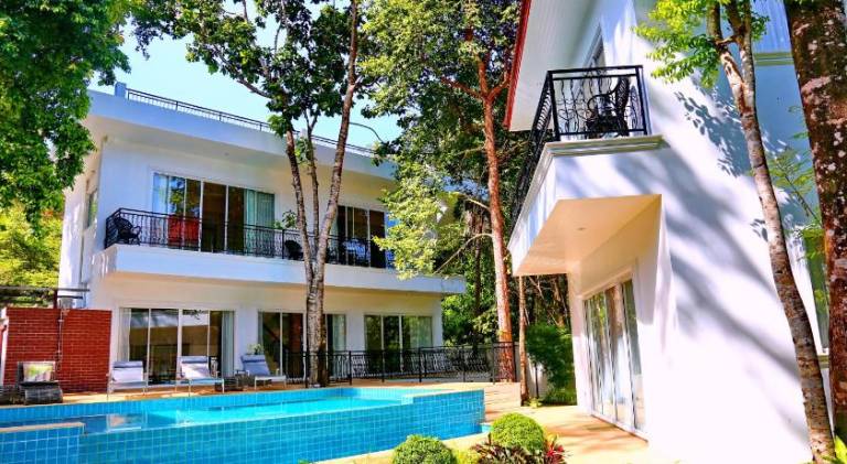 Charming villa with pool | Pet-friendly — photo 3