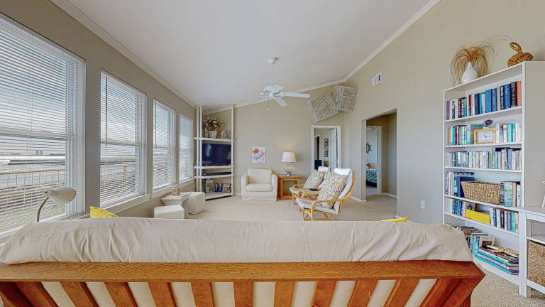 Family-oriented lovely vacation home with patio | Dogs allowed — photo 4