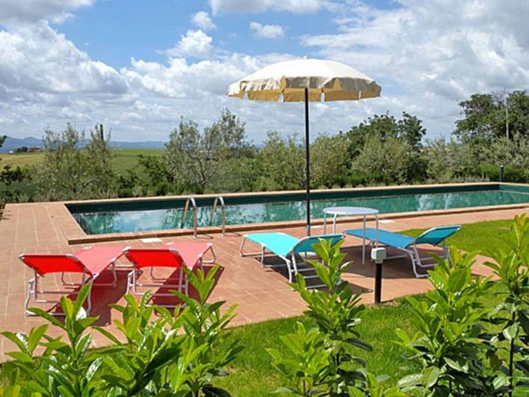 Children-friendly villa with private pool, patio & barbecue | Close to the beach | Dogs allowed — photo 2