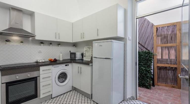 Fully equipped house with BBQ & terrace | Dogs allowed — photo 3