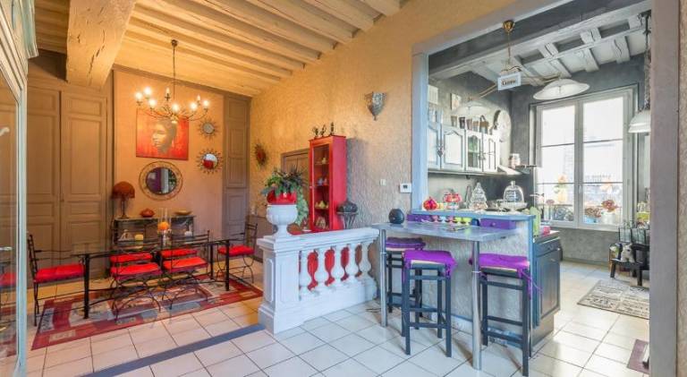 Rental apartment with 1 room for 5 persons in Sens