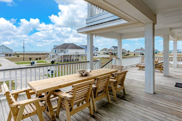 Vacation home with terrace — photo 2
