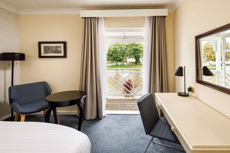 Apartment Egham