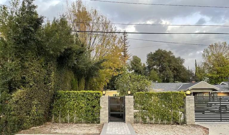 Pension Northridge
