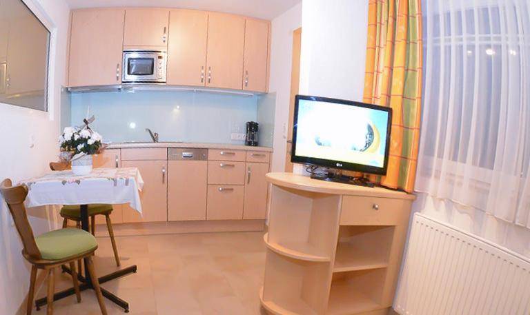 Rental apartment with 2 rooms for 5 persons — photo 5