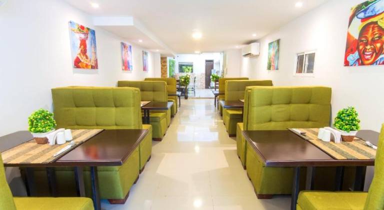 Hotel Avexi Suites By GEH Suites — photo 2