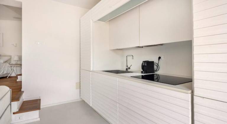 Apartment with terrace — photo 3