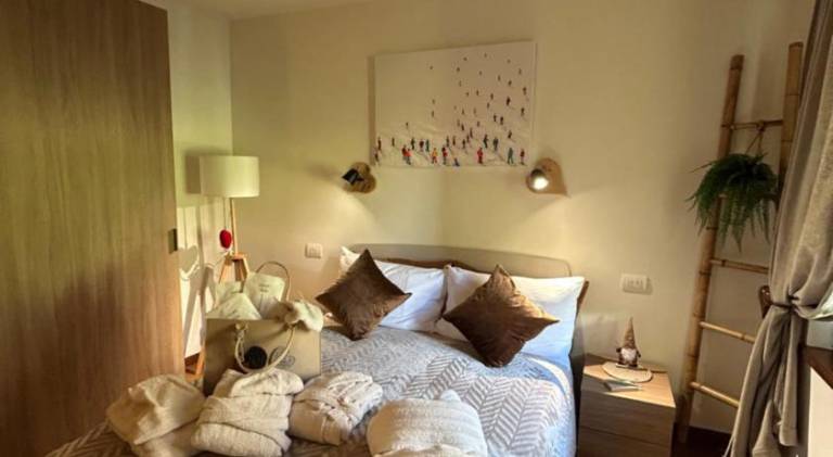 Holiday apartment with pool in Ayas