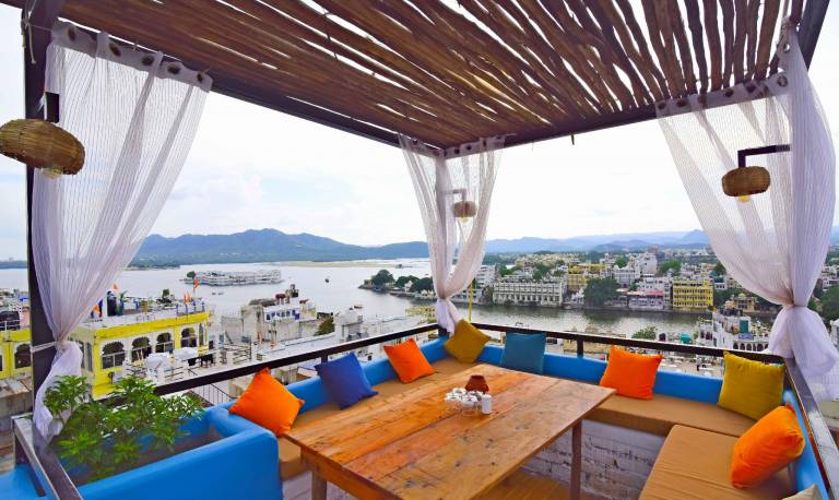 Hotel Udai Niwas - By The Lake in Udaipur