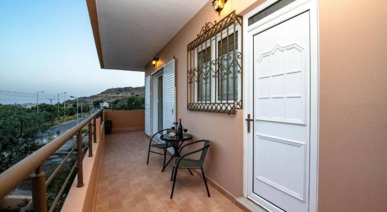 Apartment with 2 rooms for 4 persons — photo 4