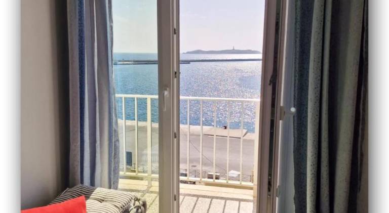 Lovely rental apartment with terrace | Perfect for remote work | Pets allowed — photo 4
