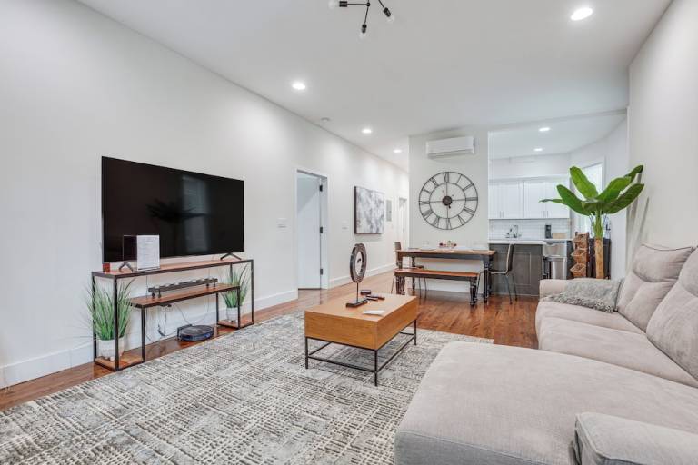 Apartment South Side