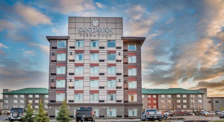 Sandman Hotel Calgary Airport in Calgary, AB