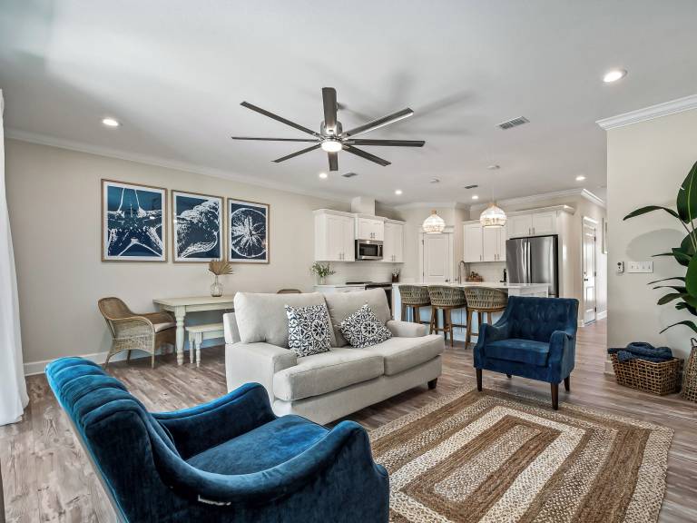 House  Lanark Village