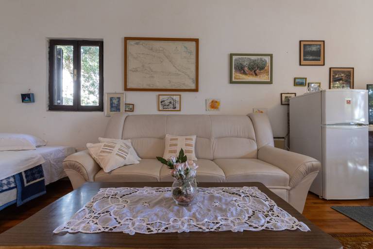 Fully equipped beautiful vacation home with grill, terrace & garden | Sea view | Pet-friendly — photo 3
