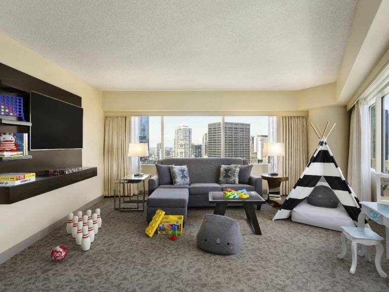 Swissôtel Chicago in Lincoln, IL