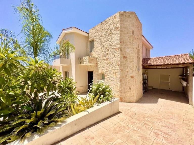 Villa  Paphos