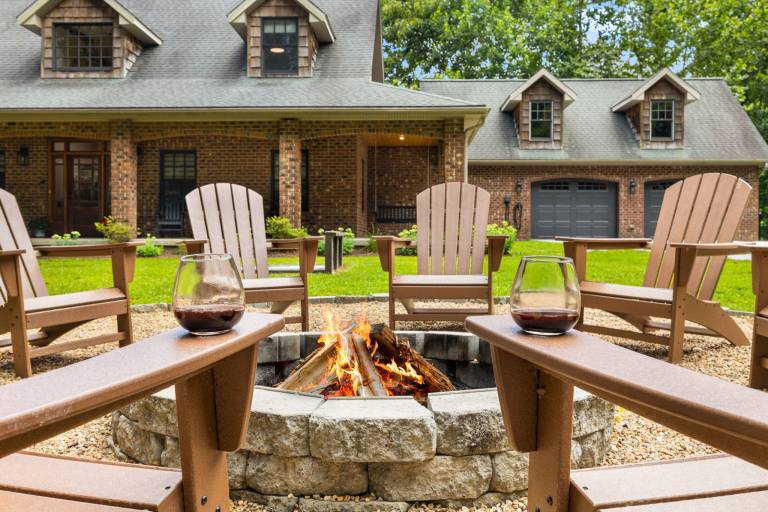 The Lodge · Game Room, Hot Tub, Fire Pit, Gym — photo 5
