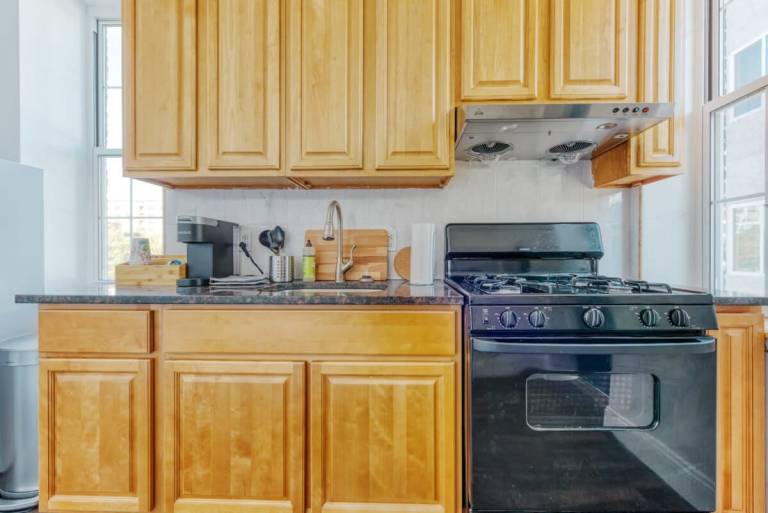 Children-friendly pleasant apartment | Close to Love Park | Good for workation | Pets are welcome — photo 5