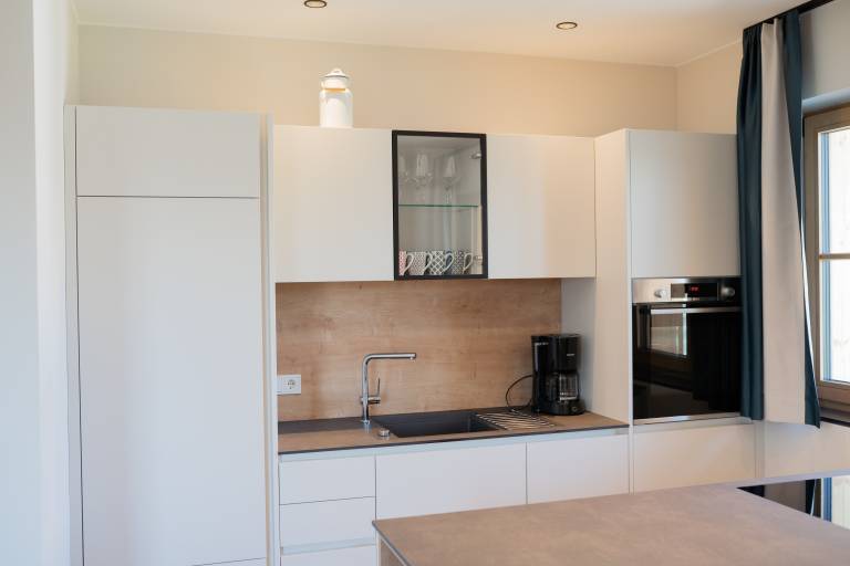 Apartment "Schlosshof Himml" with Mountain View, Private Terrace & Wi-Fi — photo 2