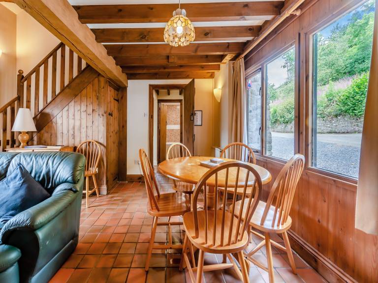 Cottage with 3 rooms for 6 persons — photo 5