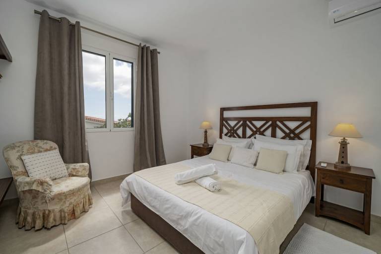 Villa  Santa Cruz