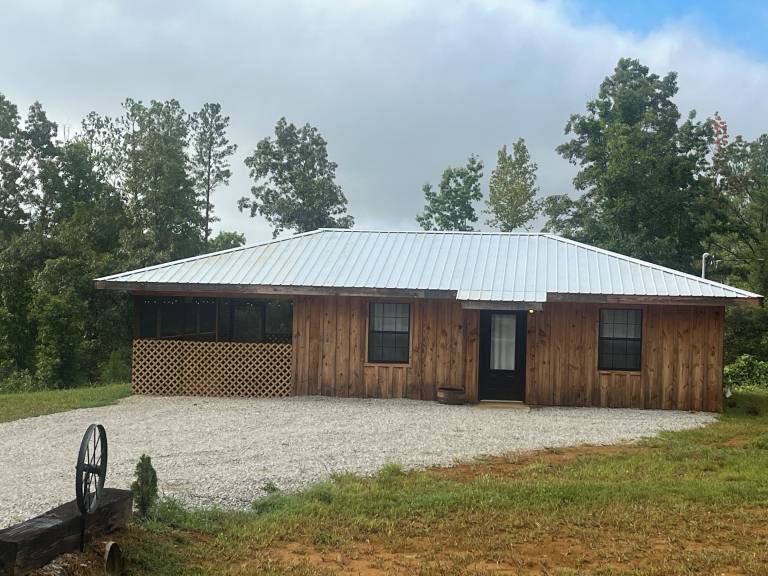 Cabin Dumas