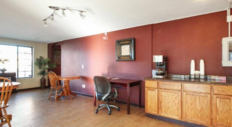 Red Roof Inn Lompoc — photo 2
