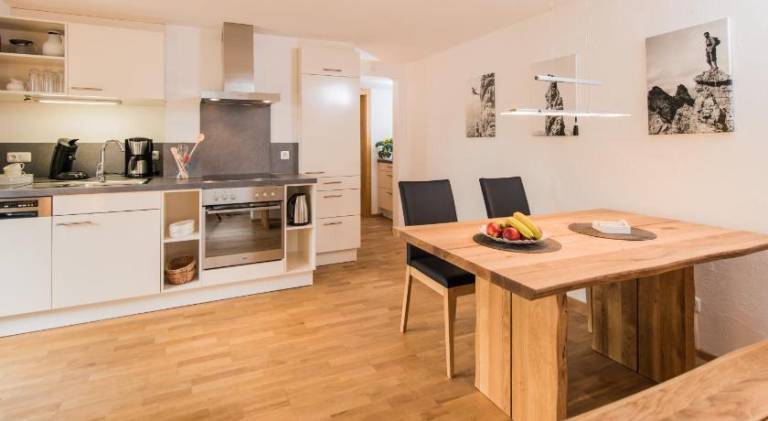 Rental apartment with 2 rooms for 4 persons — photo 2